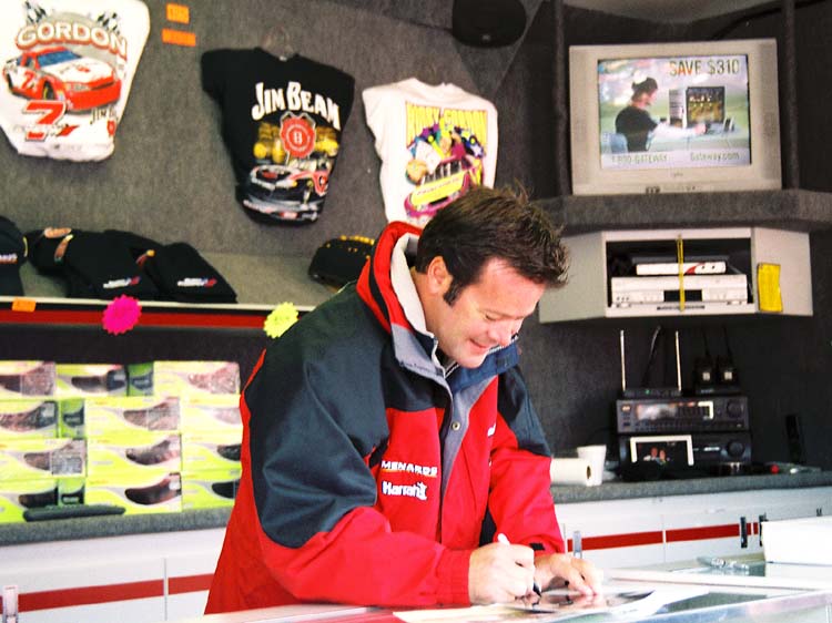 Robby Gordon Menards 7