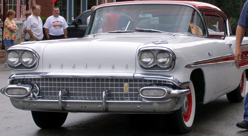 58 Pontiac 2dr Hardtop
