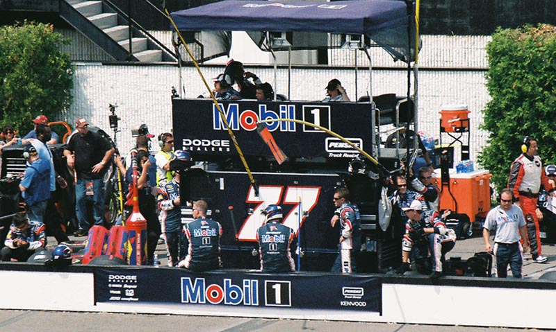 Pits Mobil1 77